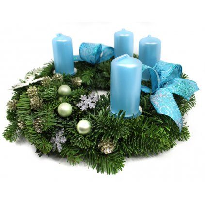 Modrý adventní věnec